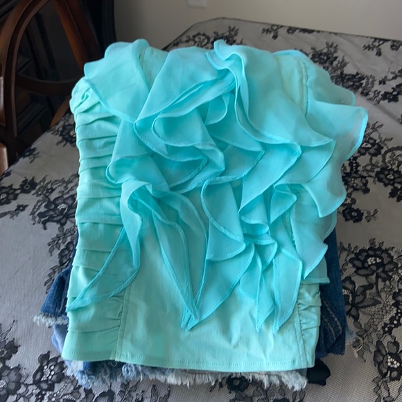 Ruffle tube top with zipper - Picture 1 of 2